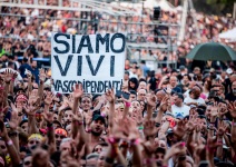 Vasco Rossi, il pubblico al Circo Massimo di Roma 12/06/2022